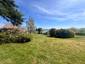 Photo 21- click for photo gallery